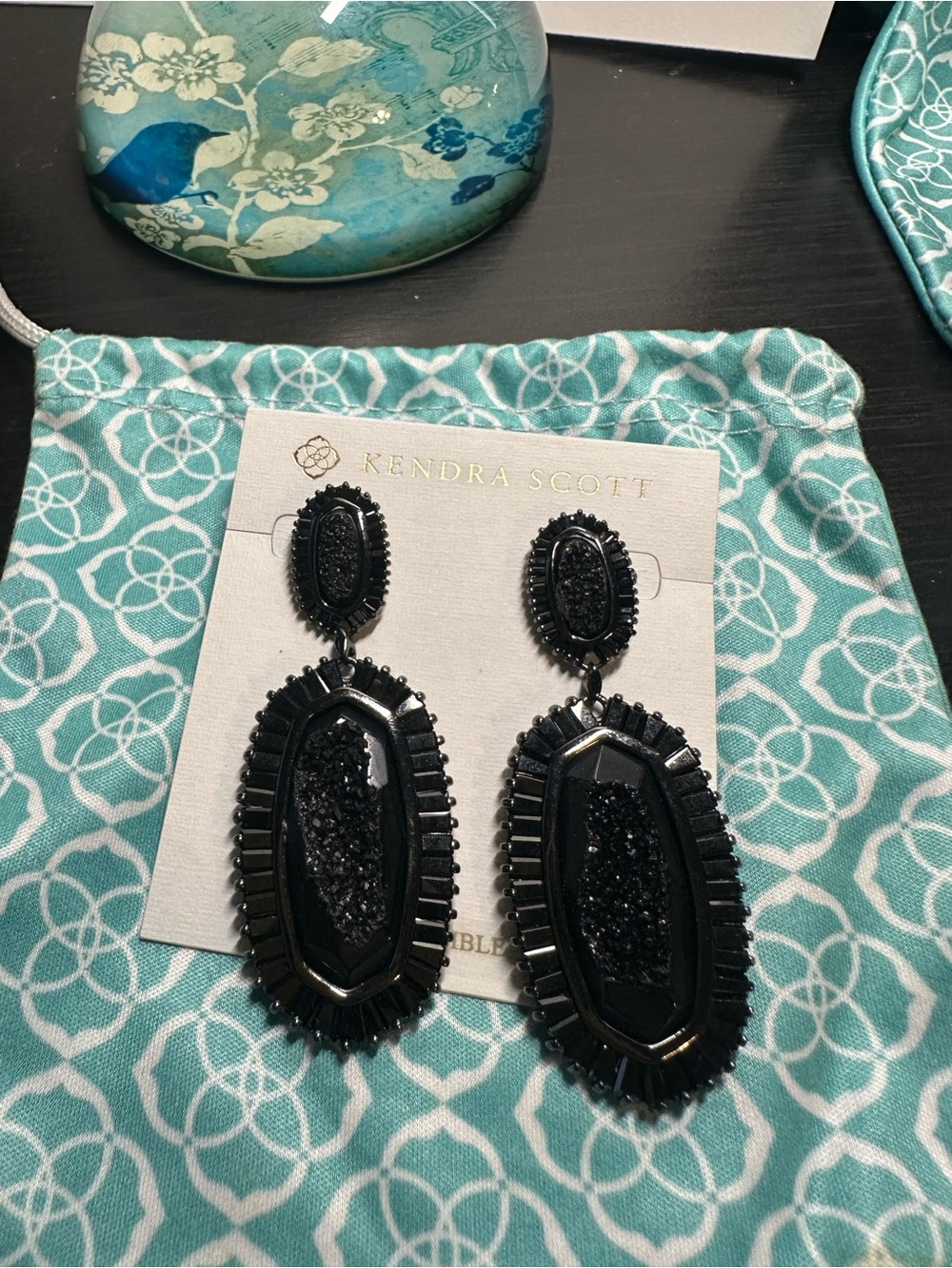 EEUC Kendra Scott Gunmetal Kakis in Black Drusy - No missing stones!